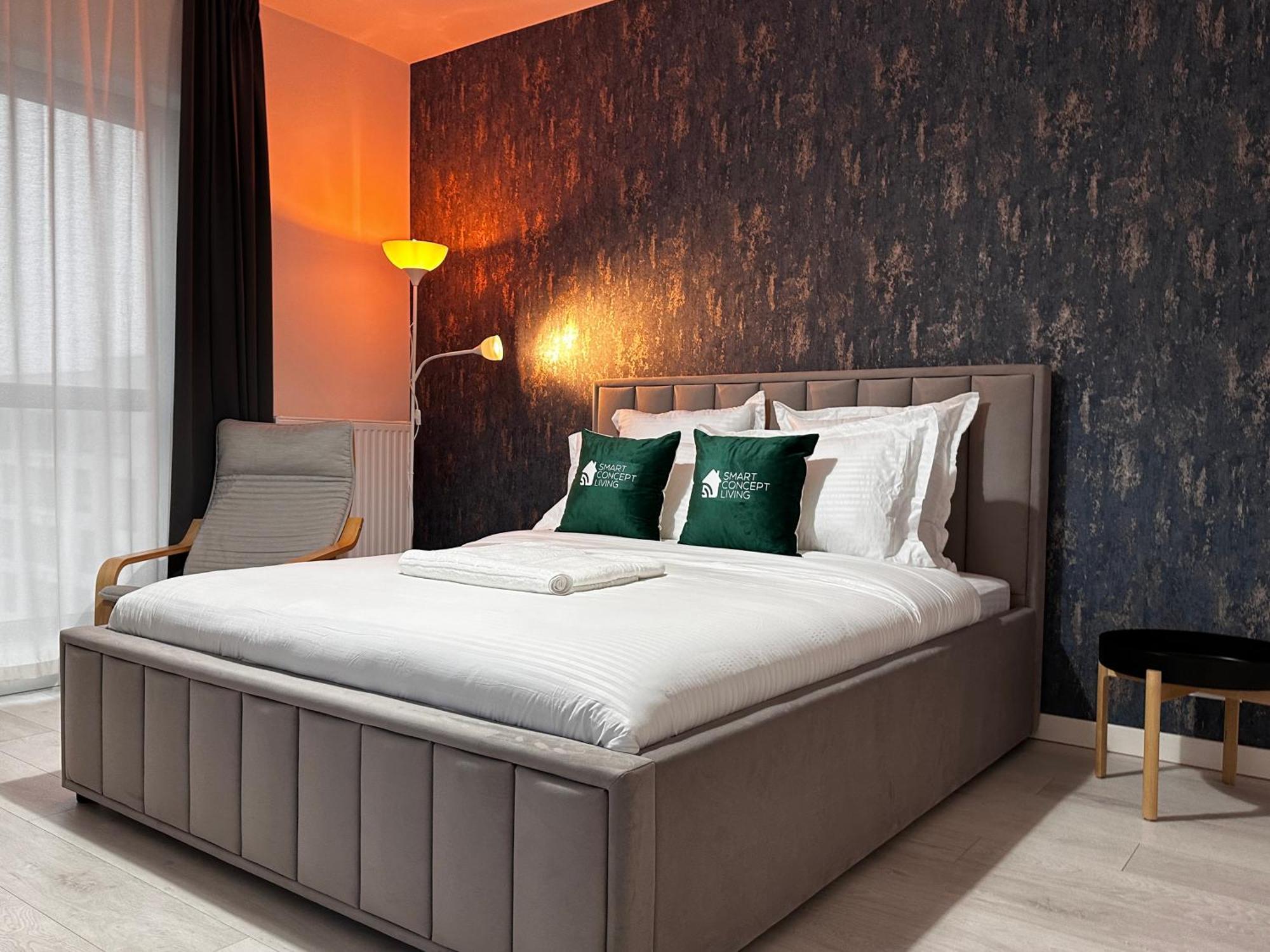 Appartamento Smart Living Plaza Bucarest Esterno foto