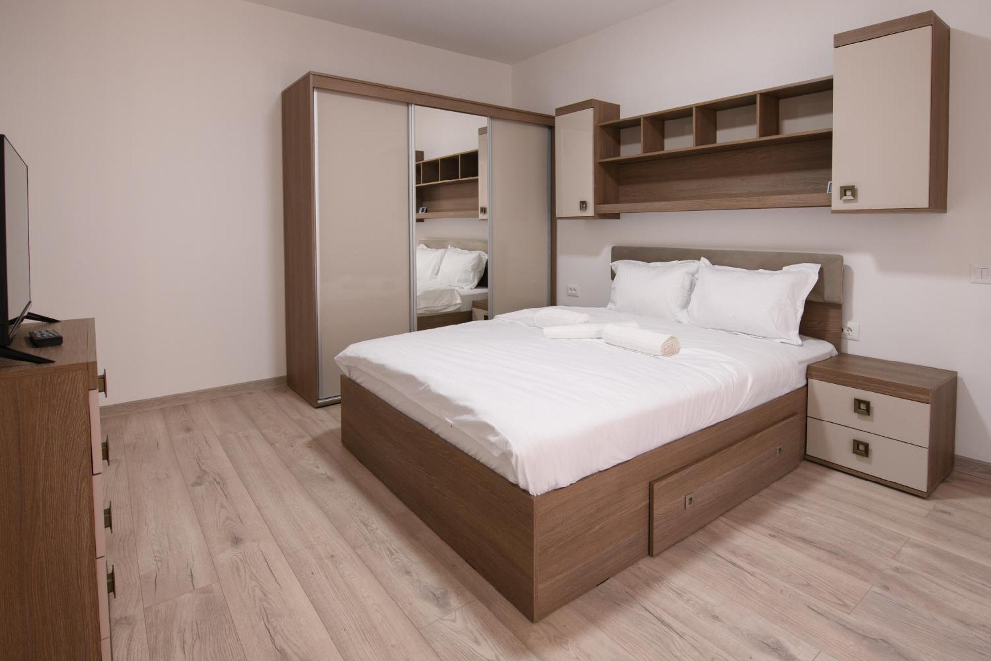 Appartamento Smart Living Plaza Bucarest Esterno foto