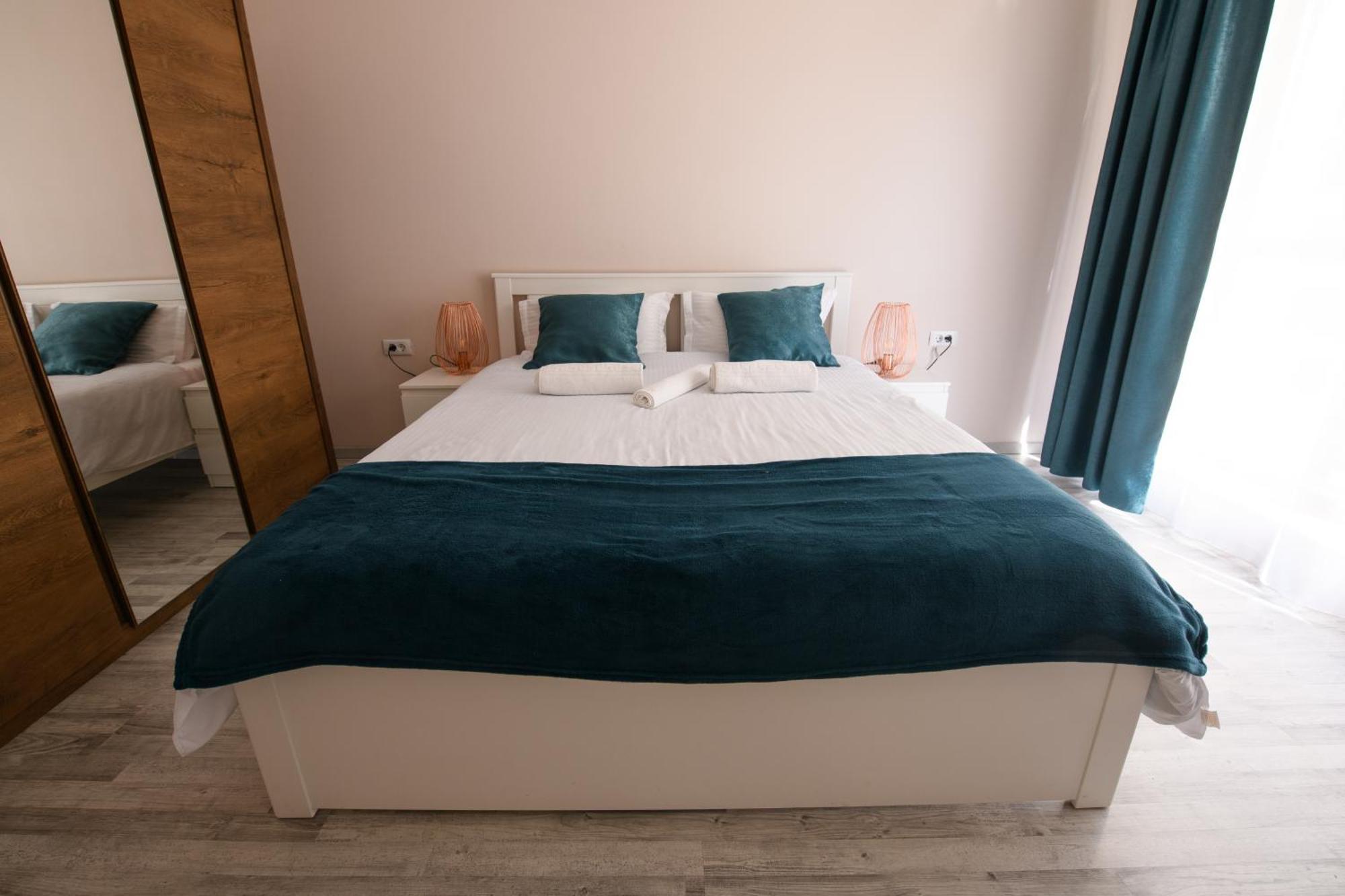 Appartamento Smart Living Plaza Bucarest Esterno foto