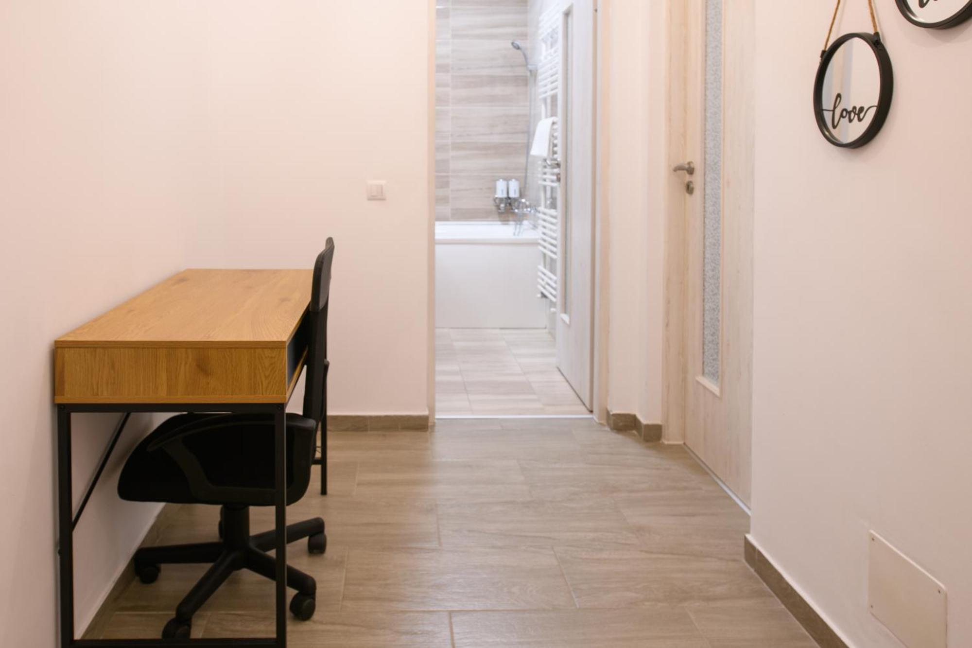 Appartamento Smart Living Plaza Bucarest Esterno foto